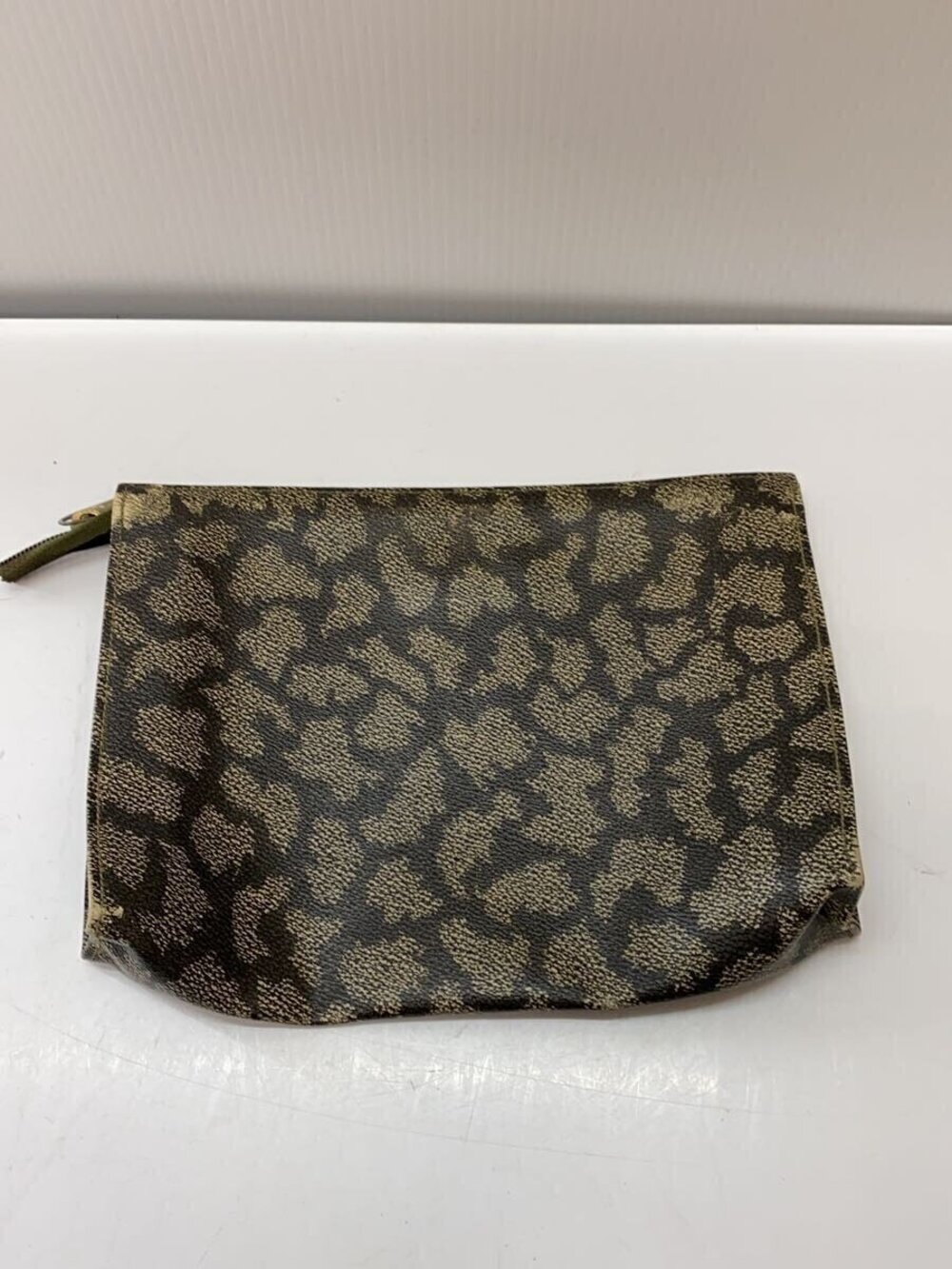 Saint Laurent clutch textured animal leopard oval debossed YSL Brown - Picture 2 of 5